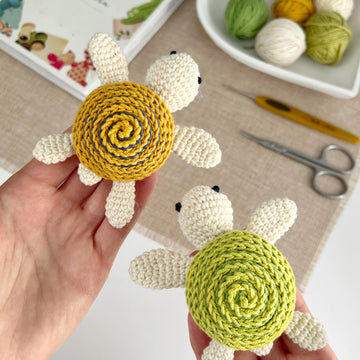 No sew crochet turtle pattern Amigurumi keychain plush charm Crochet sea animals keyring car hanger
