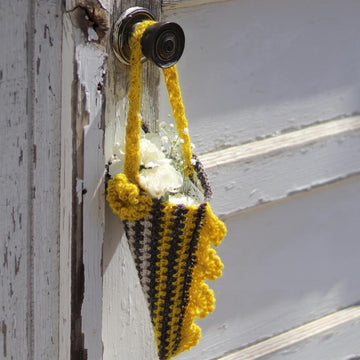 Crochet May Baskets