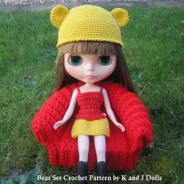 Bear Hat and Dress For Blythe Doll - Crochet Pattern