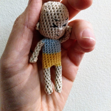 Tiny scared Hero