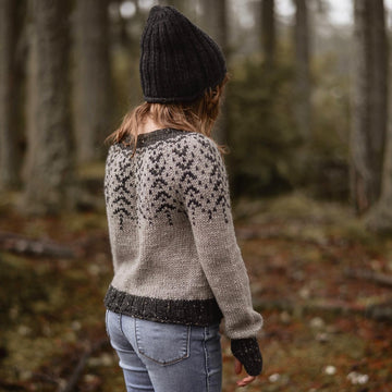 Wolvin Sweater