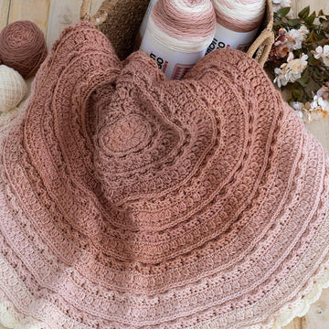 Layer Cake Round Baby Blanket