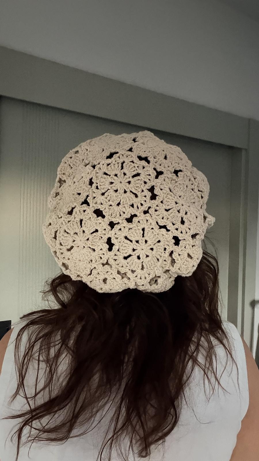 Floral Lace Beret