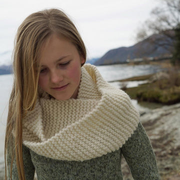 Alpine Daisys Scarf and Infinity Cowl - Hc26