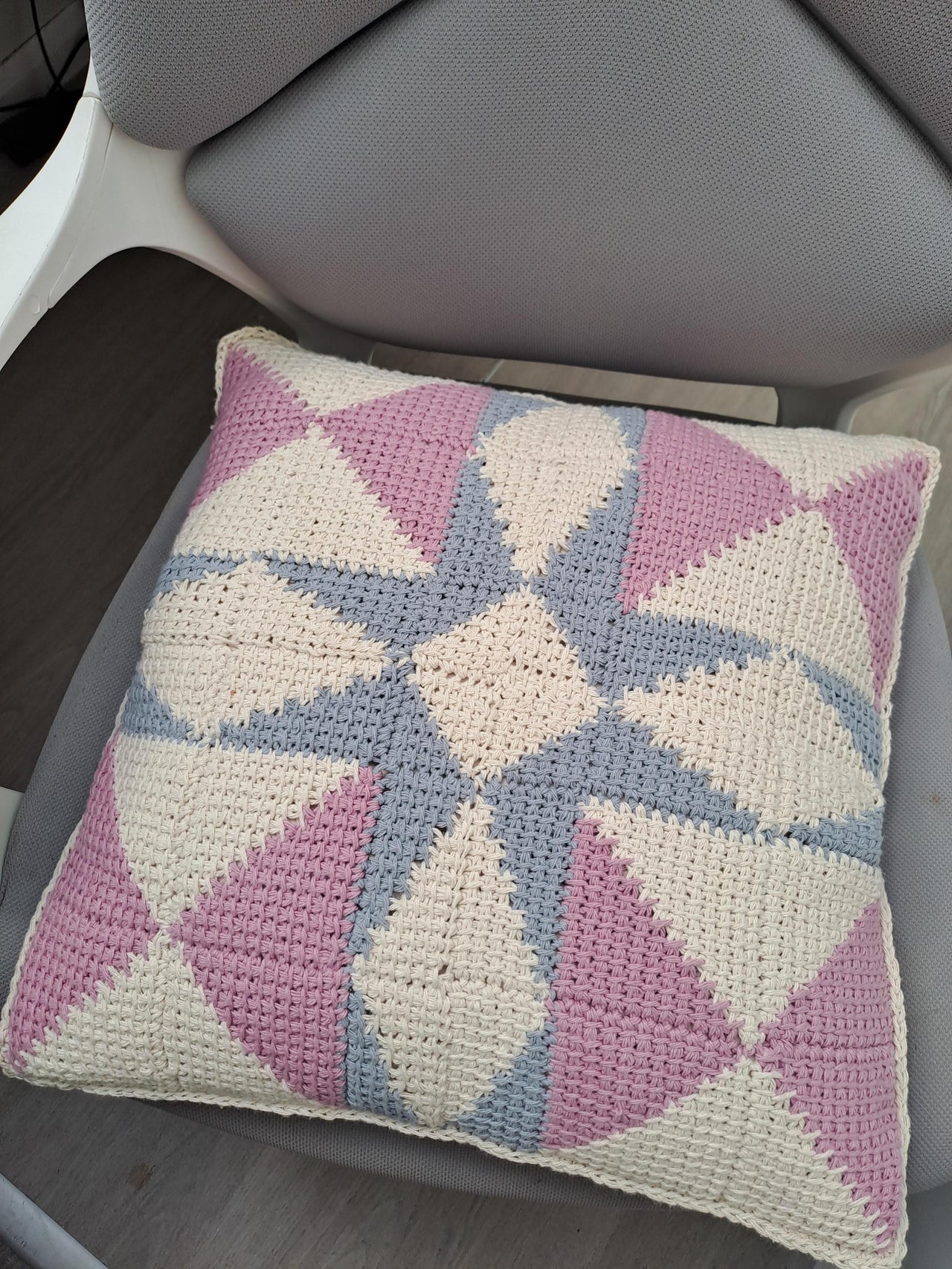 Minnesota Cushion