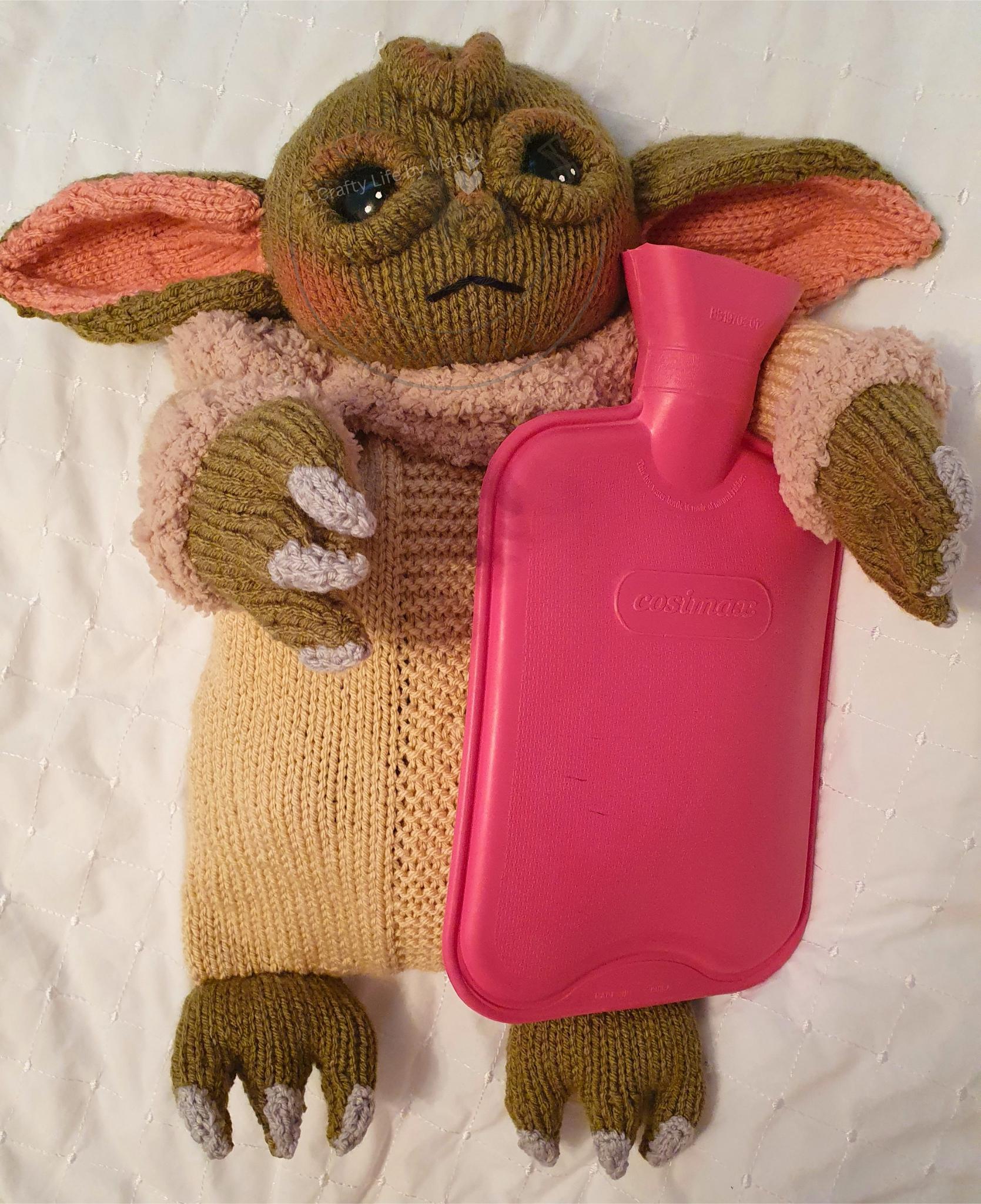 Baby Yo - Green Alien Child Hot Water Bottle/ Pj Case