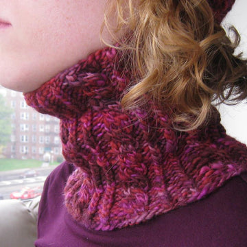 Winterberries Hat, Fitted Cowl, and Fingerless Mitts Set