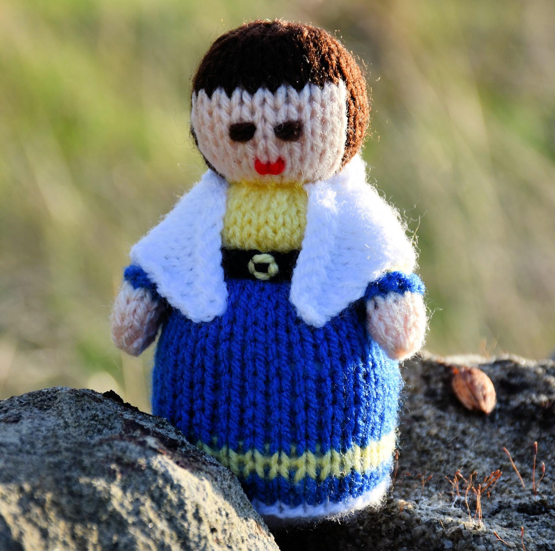 Victorian Postmistress Doll Knitting Pattern - Toy Knitting Pattern