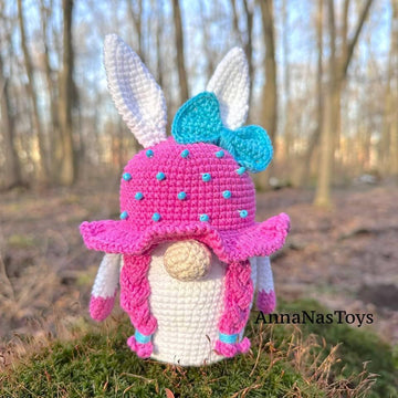 Easter gnome (girl)