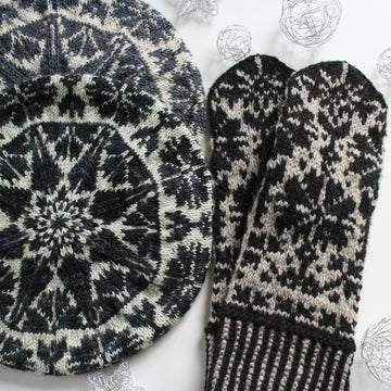 Thekla mittens