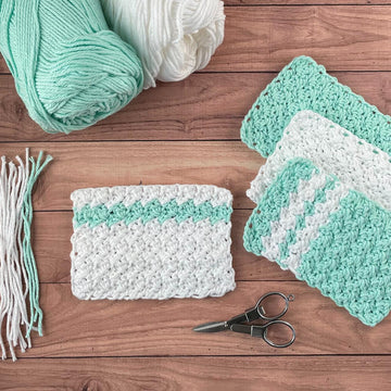 Easy Grit Stitch Mug Rug