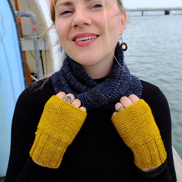Black Cat Basics: Mitts