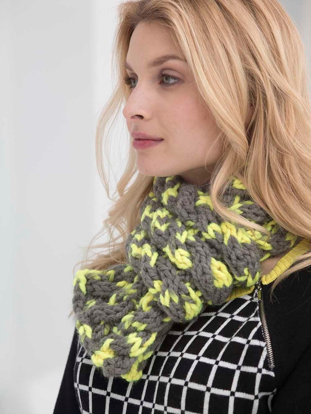 Neon Cabled Scarf in Lion Brand Wool-Ease Thick & Quick - L32386