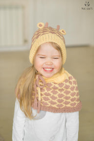 Giraffe hat