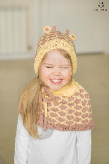 Giraffe hat