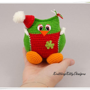 Amigurumi Christmas Owl