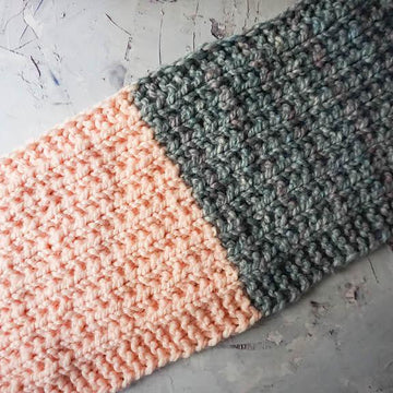 Color Blocked Pocket Scarf