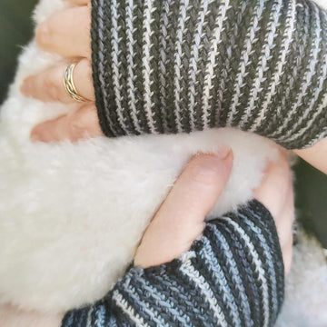 Easy Stripes Wrist Warmers