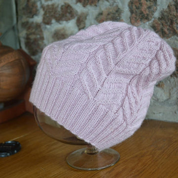 Hat old rose with braids