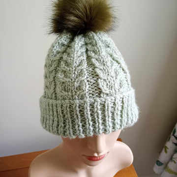 Easy Chunky Cable Hat Womens Mens