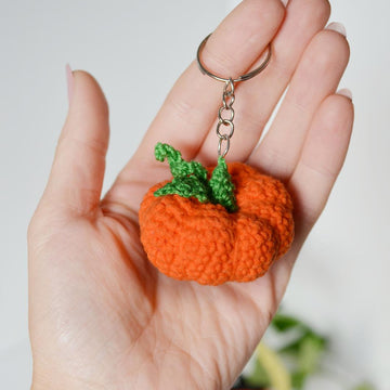 Little pumpkin keychain