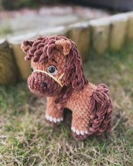 Plush horse toy