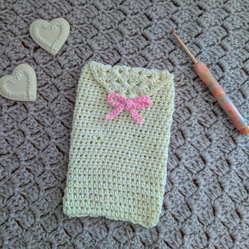 Crochet Coquette Phone Cover/Case Pattern