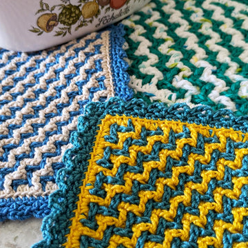 Stairstep Woven Hot Pad & Coaster