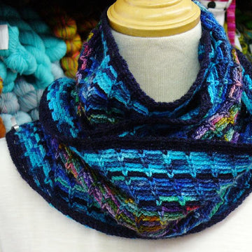 Chained Scarf