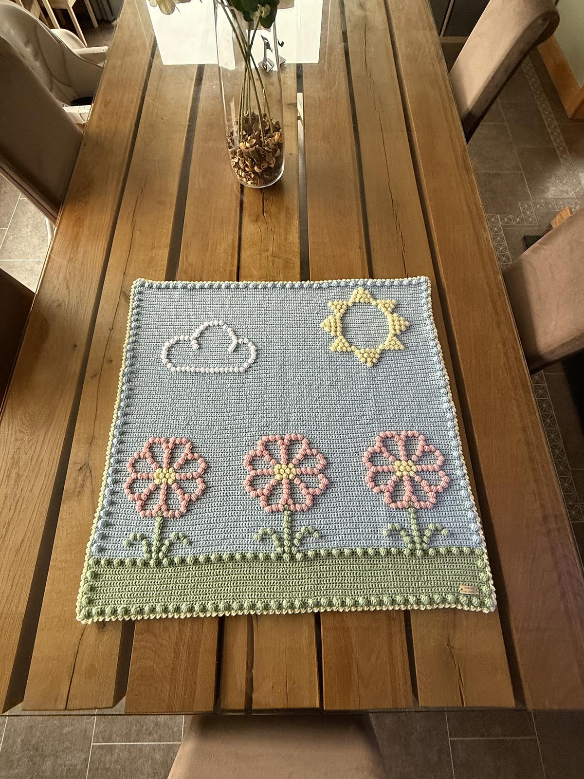 The little flower garden