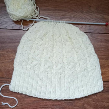 Easy 2 Cable Hat Womens Mens Chunky Yarn