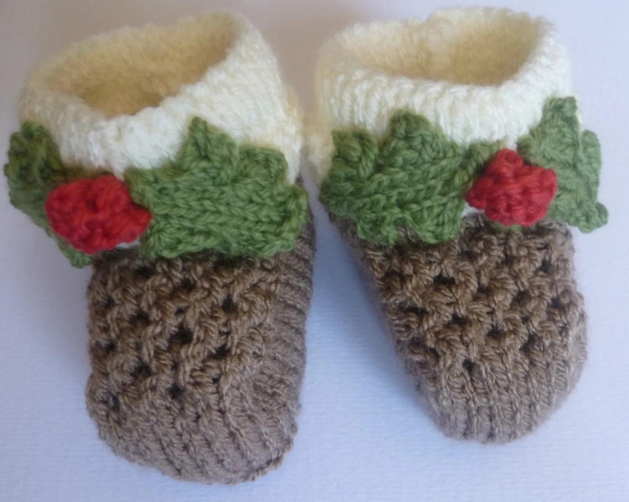 Christmas Pudding Booties