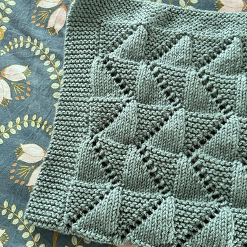ZigZag Baby Blanket