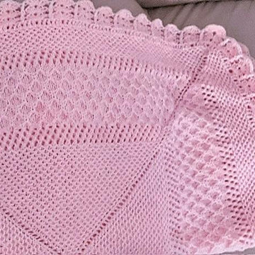 HEIRLOOM BABY SHAWL