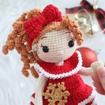 Luna doll