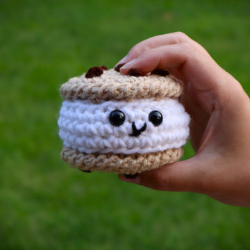 Cookie Ice Cream Sandwich Amigurumi