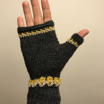 Tulip Fingerless Mittens