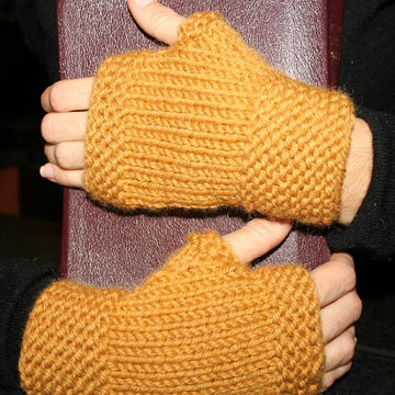 My first fingerless mittens
