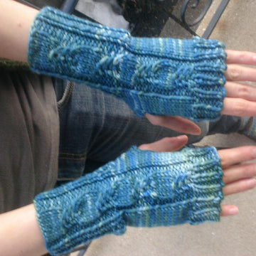 Nest Egg Wrist Warmers