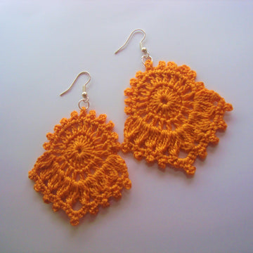 Era Dangler Earring