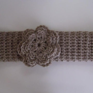 Knotted Knitlook Headband with Flower Trim