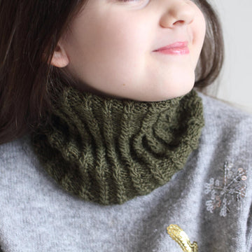 Wren Neck Warmer for DK