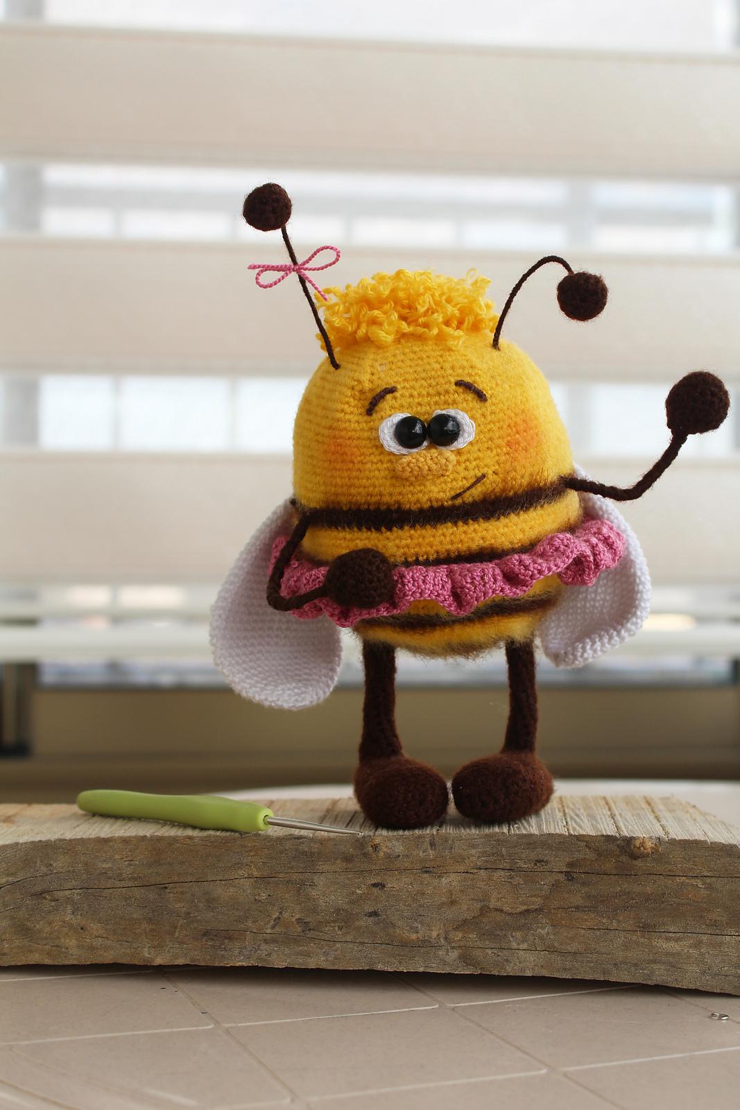 Little bee