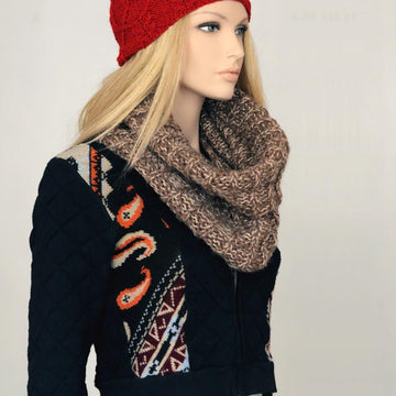 Shiran oversized knit cowl