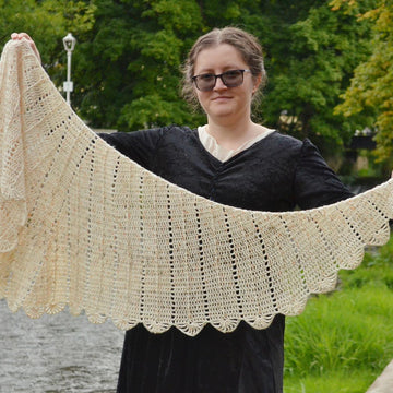 Lark wings shawl