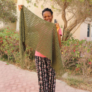 Elegant Leaf Lace Shawl
