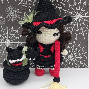 Pippa in Witch Costume