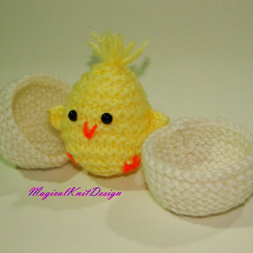 Kiki and his eggshell