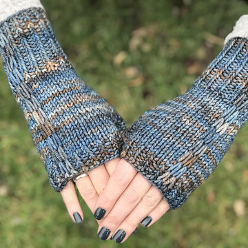 Cassiopeia Mittens and Fingerless Gloves