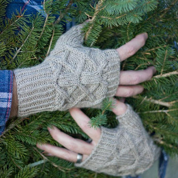 Fallow Mittens